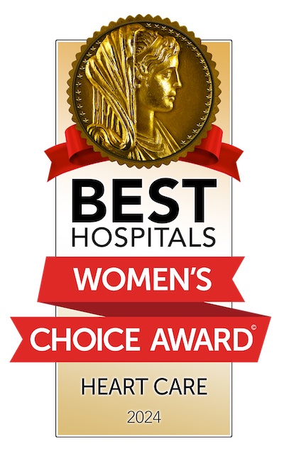 Emblema del mejor hospital elegido por Women's Choice para el cuidado del corazón