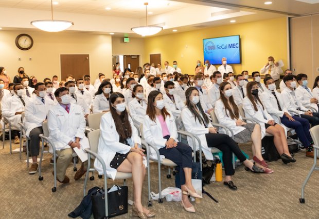 UHS SoCal MEC Welcomes New Residents and Fellows at White Coat Ceremony